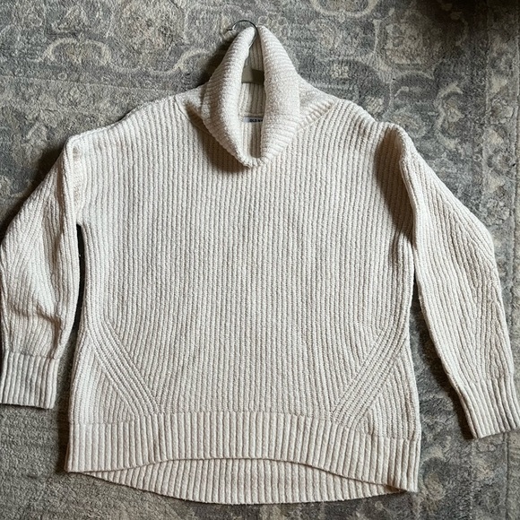 Old Navy Cream Cowl Neck Sweater - Medium - Picture 1 of 3